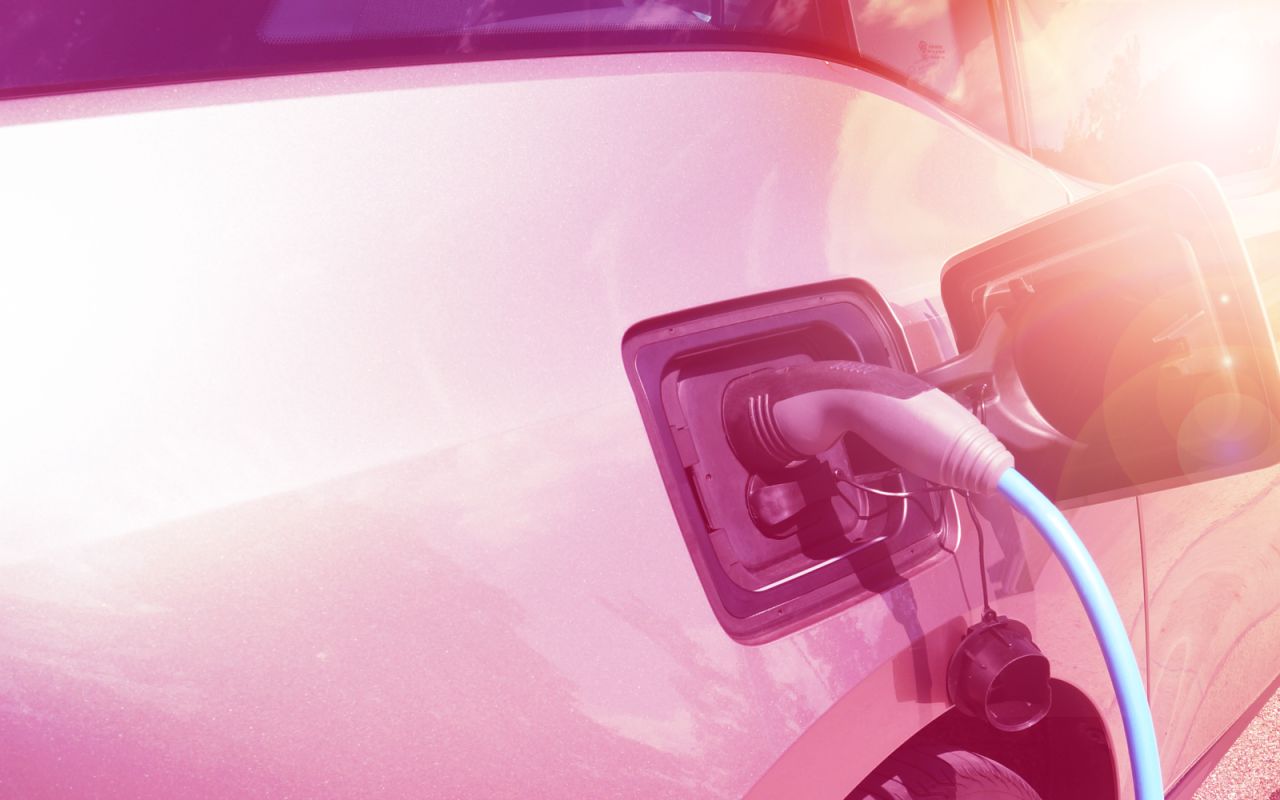 E-Mobility – HMI & Labeling für Lade- und Steuertechnik